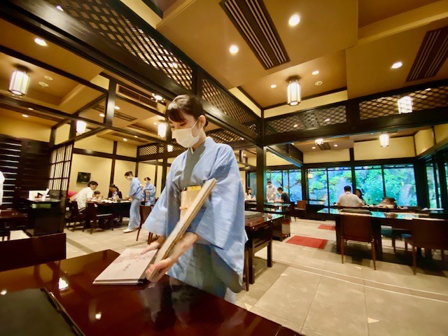 Teppanyaki at Mokushundo, the traditional Japanese restaurant of Chinzanso in Tokyo