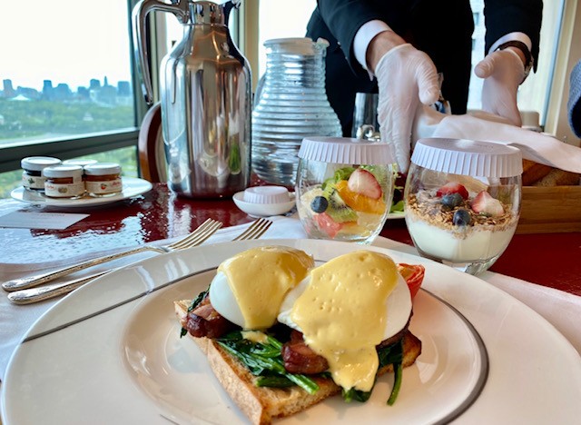 The Peninsula Tokyo breakfast offers a traditional Japanese breakfast, a Chinese dimsum breakfast and a Western breakfast with the best Eggs Benedict in Tokyo.