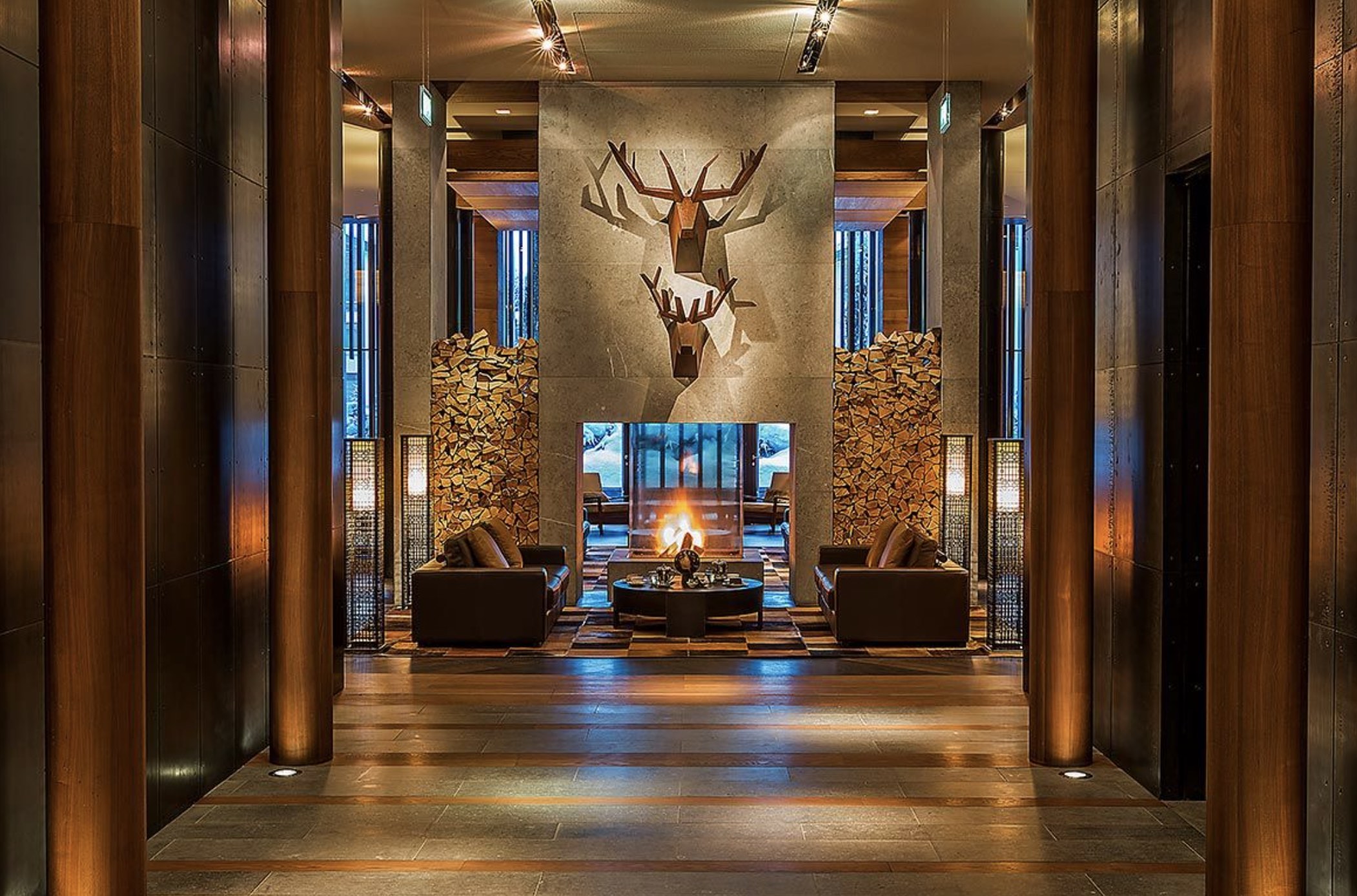 Luxury hotels accepting bitcoin and ethereum payments