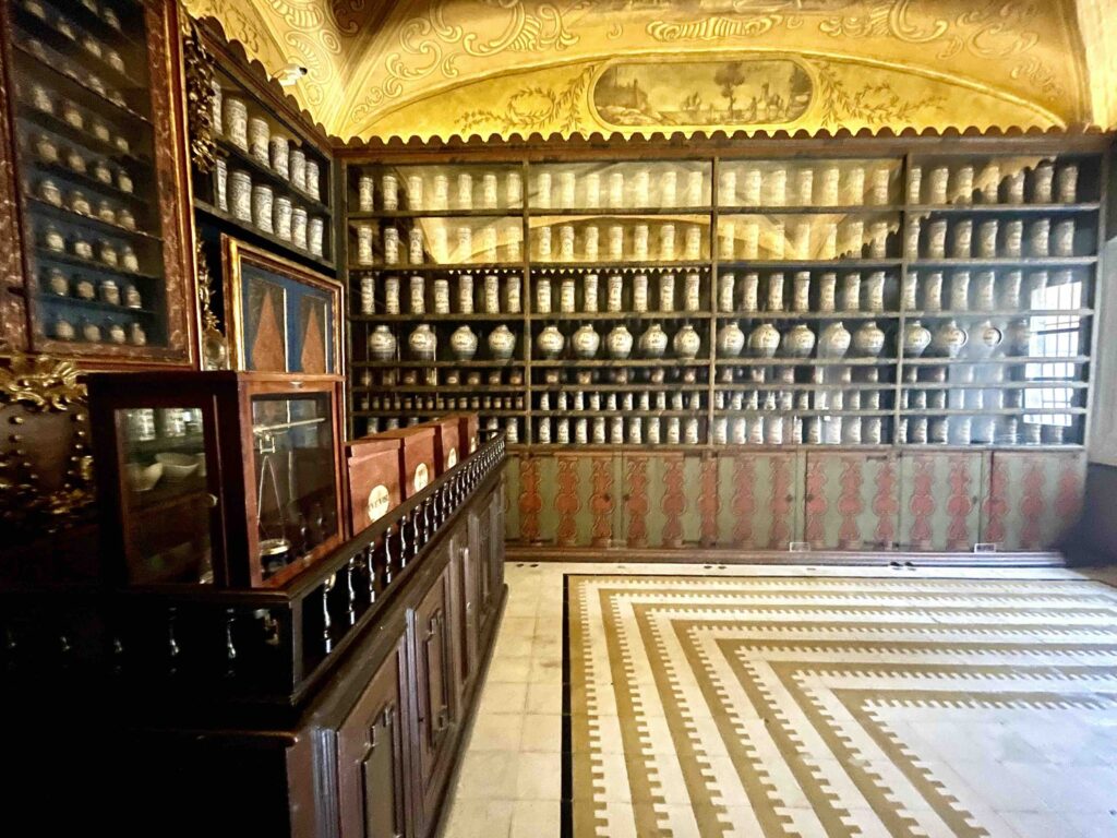 Photo of the Farmàcia de l’Antic Hospital de Santa Caterina in Girona, Spain