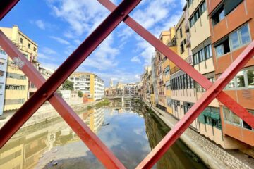 Girona is home to famous restaurants like El Celler de Can Roca and Divinum