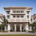 Discover Phnom Penh with Travelife Magazine: a curated itinerary at Raffles Hotel Le Royal, Cambodia’s most legendary luxury hotel in the heart of the Pearl of Asia.