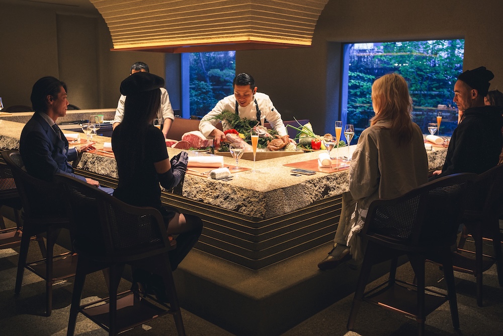 Chef’s counter at Nagatacho Ōhka in Tokyo, where master chefs prepare seasonal Japanese dishes in an intimate, invitation-only fine dining setting.
